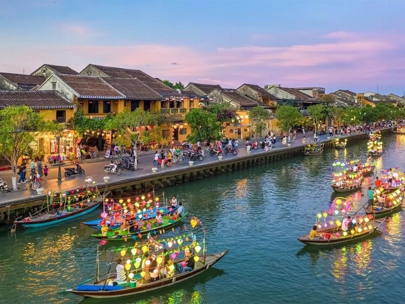 Không thể bỏ lỡ Phố Cổ Hội An khi đến Đà Nẵng
